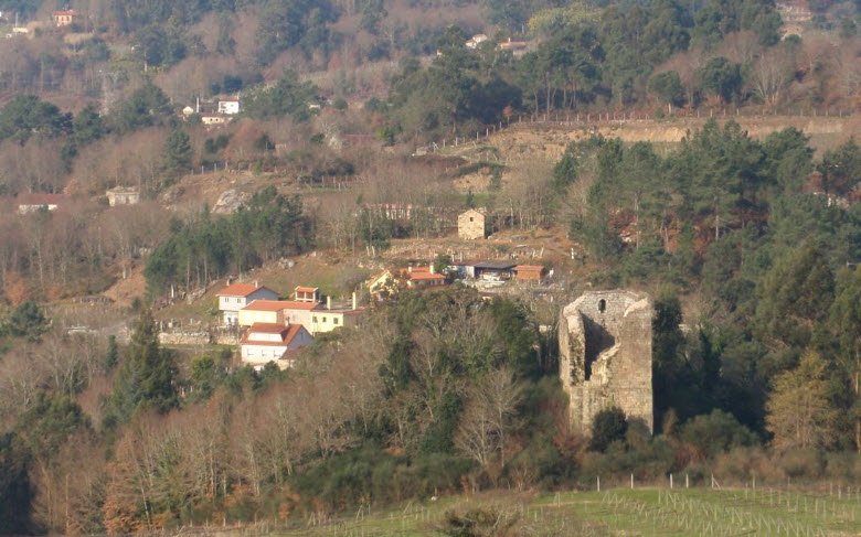 Torre de Fornelos en Crecente, Spain